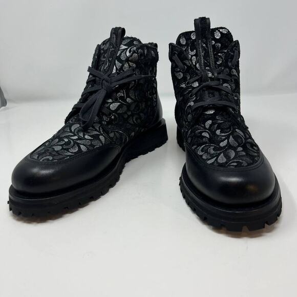 NIB Shind!gs Women's Black Combat Boots Chunky Vibram Sole Lug Tread   Sz. 9.5B - Picture 5 of 16
